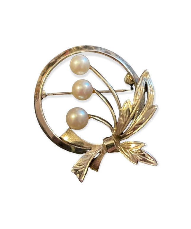 Vintage Sterling pearl leaf infiniti brooch 925