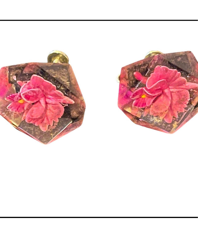 Vintage Lucite flowers screw back earrings