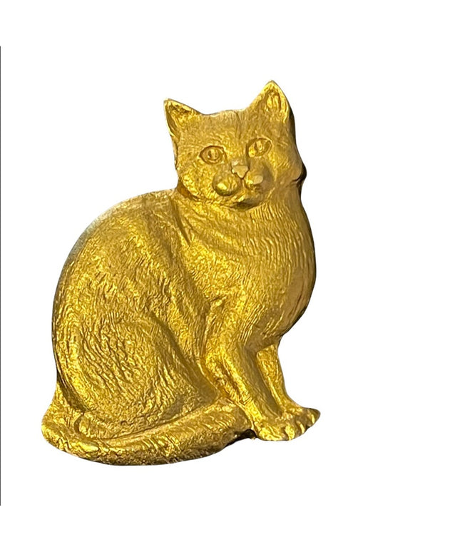 Fancy gold finish over pewter 1984 vintage Tabby cat brooch