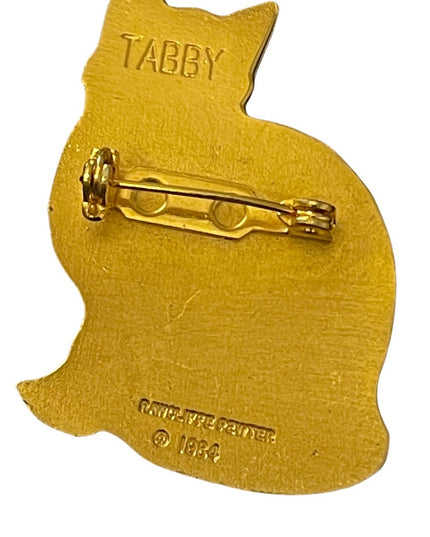 Fancy gold finish over pewter 1984 vintage Tabby cat brooch