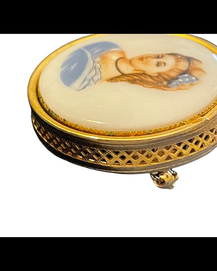 Vintage “Limoges style” ceramic transfer cameo lady Cameo gold finish brooch