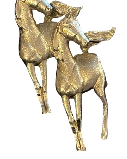 Brushed silver horses horse roaming running etched fancy brooch pewter