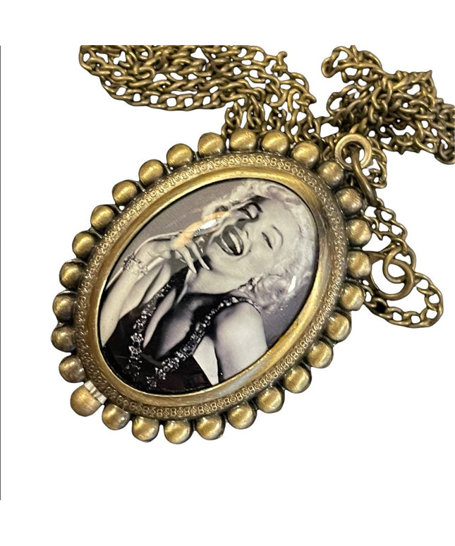 Antiqued Marilyn Monroe Necklace watch NIB New