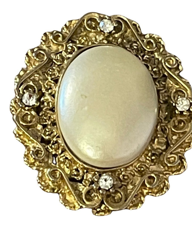 Vintage gold finish  with rhinestones and faux pearl fancy scarf clip