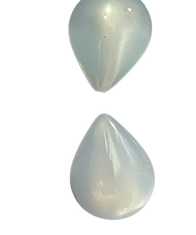 Vintage sky blue lucite tear drop clip on earrings