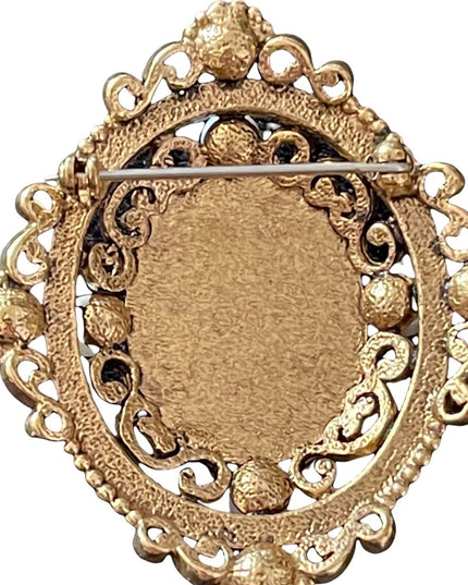 Vintage High quality Cameo faux pearl gold antiqued brooch