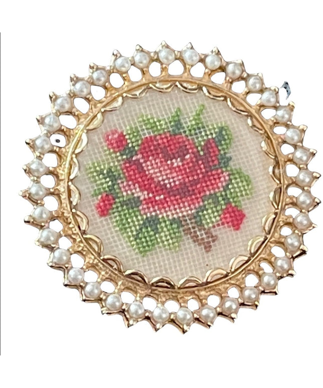 Vintage gold tone cross stitch flower faux pearl necklace pendant