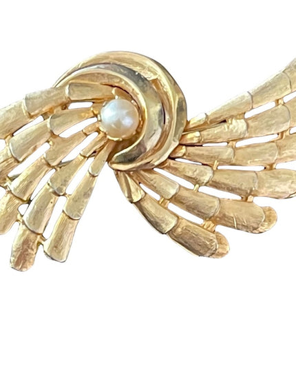 Vintage brushed gold faux pearl fancy feather brooch
