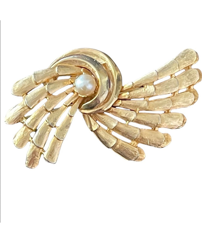 Vintage brushed gold faux pearl fancy feather brooch