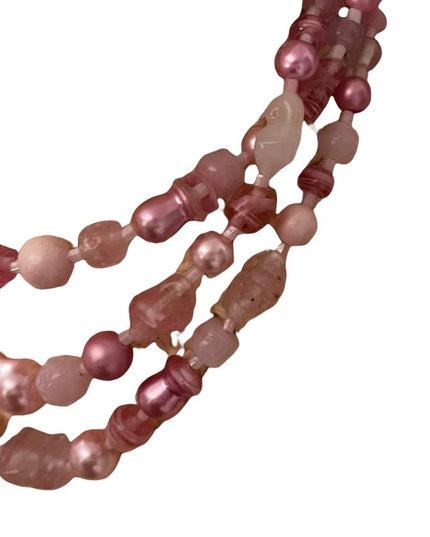 Vintage triple 3 strand pink faux pearl glass bead necklace murano