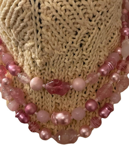 Vintage triple 3 strand pink faux pearl glass bead necklace murano