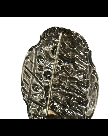 Antique Dutch Battle scene silver brooch