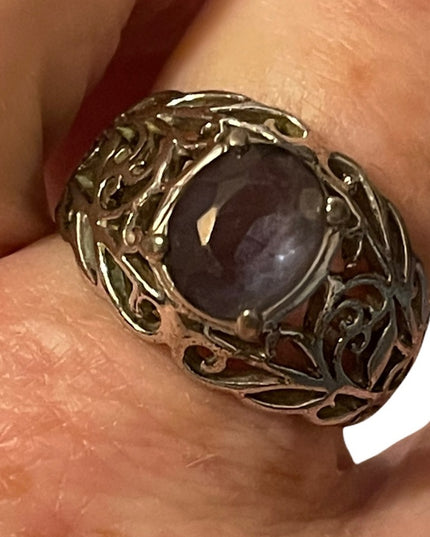 Sterling silver blueish purple stone crystal ring 925