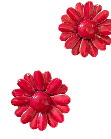 Vintage 1960s pink metal flower clip on earrings