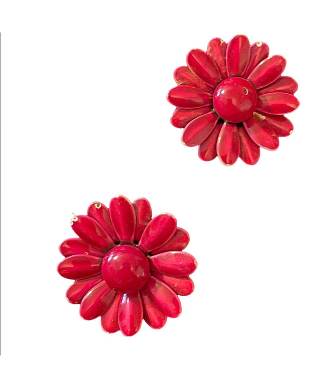 Vintage 1960s pink metal flower clip on earrings