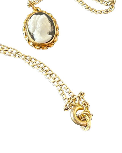 Vintage 12k GF gold filled small cameo pendant necklace