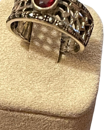 Fancy band Garnet sterling silver FAS marcasite ring