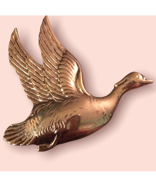 Vintage bird Pheasant gold tone brooch
