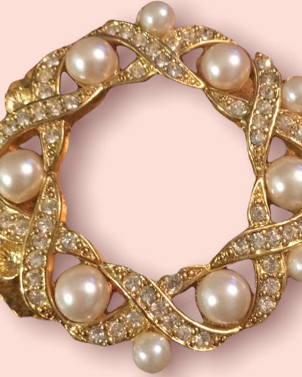 Gold tone Faux pearl crystal wreath brooch