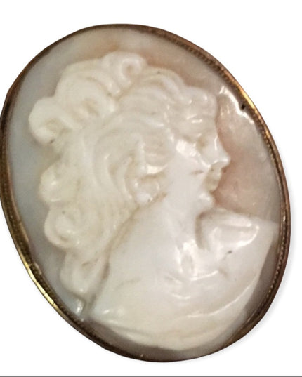 Large 14k Gold Shell cameo 1940 pendant brooch