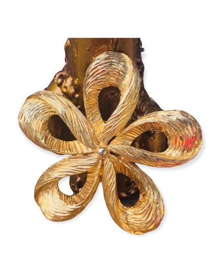 Vintage gold flower textured high quality swirl brooch