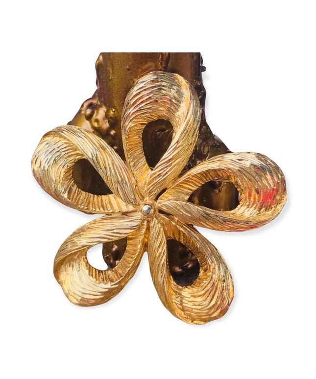 Vintage gold flower textured high quality swirl brooch