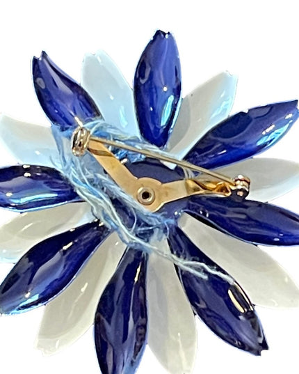 Vintage flower metal brooch red white blue