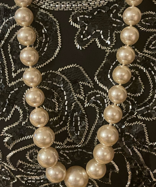 Kenneth J Lane chunky faux pearls necklace