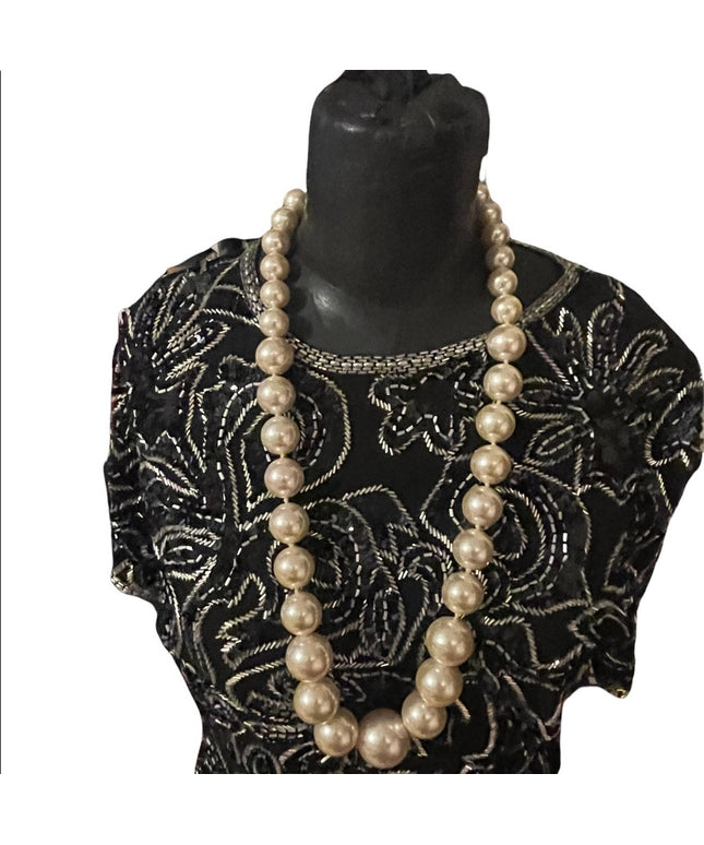 Kenneth J Lane chunky faux pearls necklace