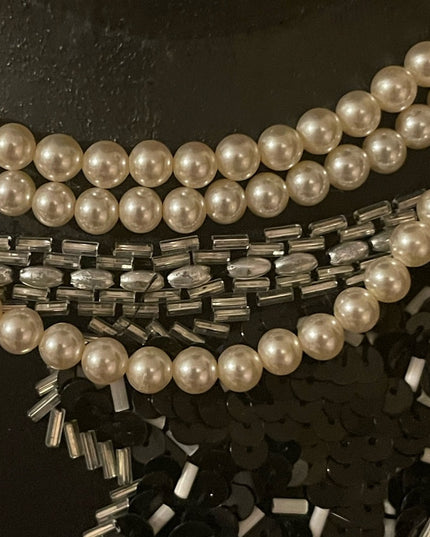 Sarah Coventry 3 strand faux pearl necklace Vintage