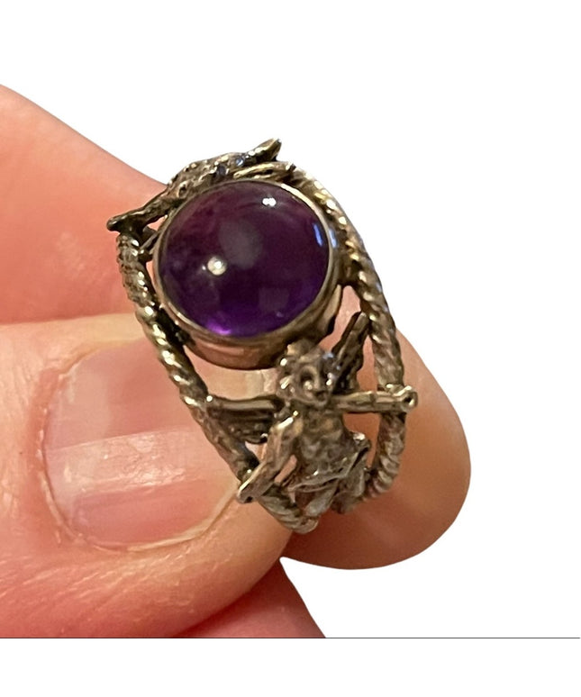 Vintage sterling silver 925 Angels cherubs amethyst fancy ring