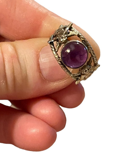 Vintage sterling silver 925 Angels cherubs amethyst fancy ring