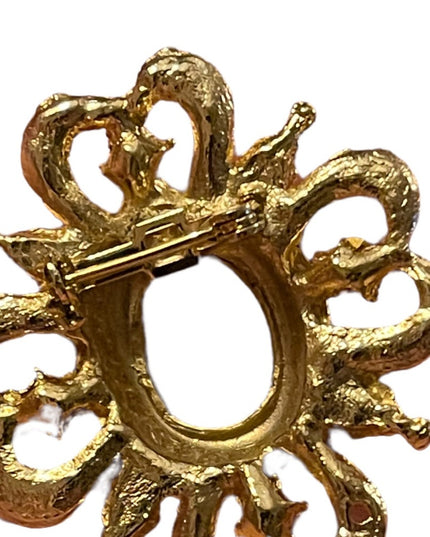 Vintage ornate gold crystal faux pearl majestic brooch