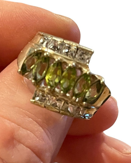 Sterling silver 925 peridot & CZ cocktail ring
