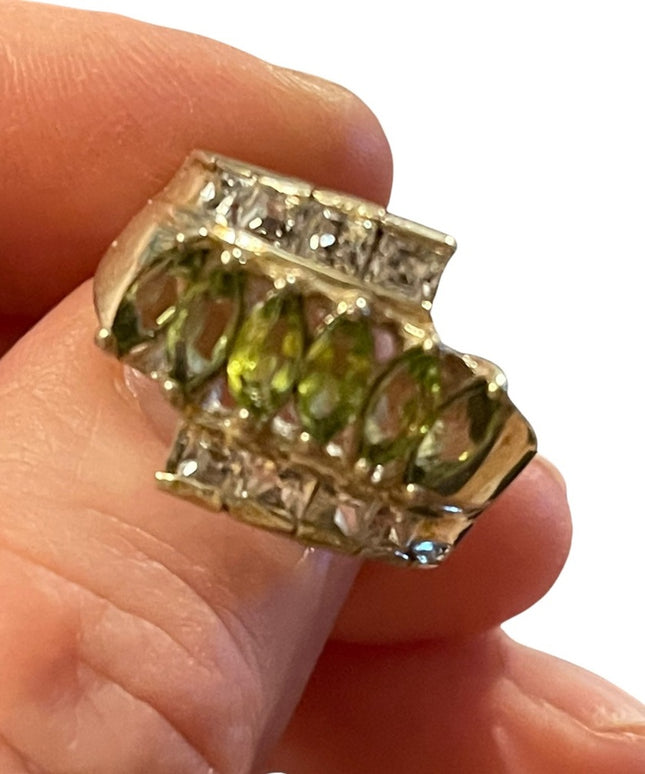 Sterling silver 925 peridot & CZ cocktail ring