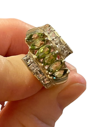 Sterling silver 925 peridot & CZ cocktail ring