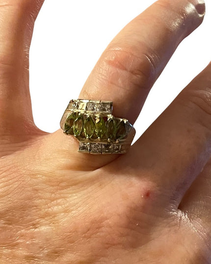 Sterling silver 925 peridot & CZ cocktail ring