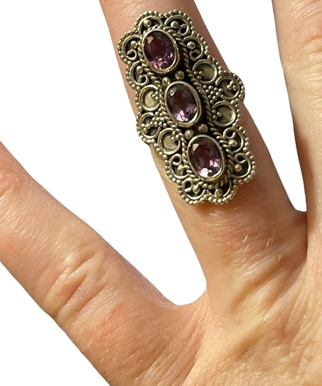 Vintage sterling silver 925 amethyst oblong wire work heart design ring