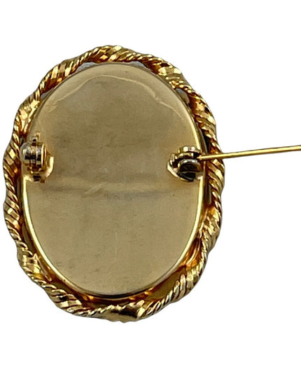 Vintage CZECH glass cameo brooch beautiful’ black silhouette
