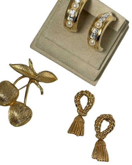 Lot jewelry gold cherries Sarah Cov brooch rhinestone earrings dangle couture