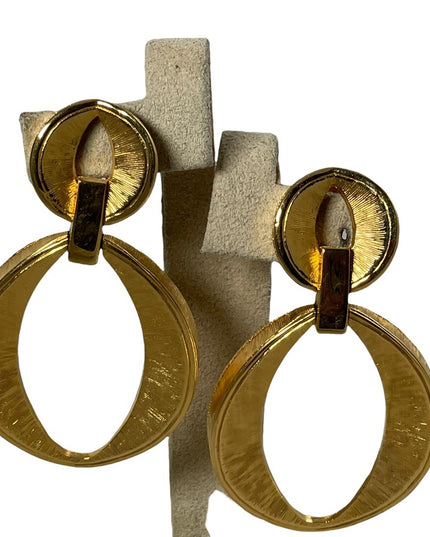 Vintage chunky large D orlan Brushed gold finish geometric clip on earrings