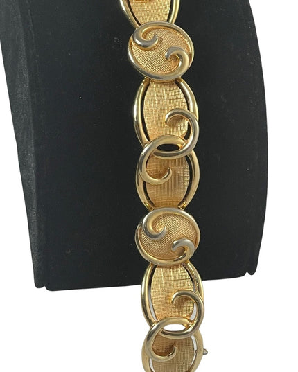 Vintage 1980s Boucher gold chunky fancy swirl design link bracelet