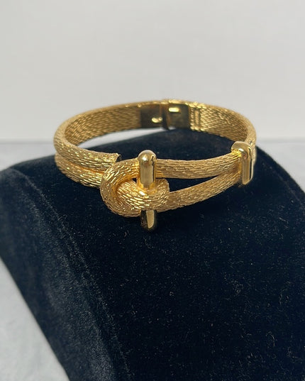 Vintage 1980s gold Crown Trifari fancy chunky bangle bracelet gold finish