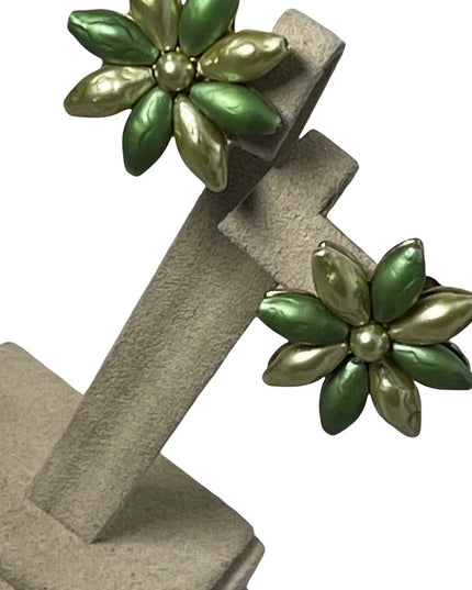 Richelieu Vintage 1960s faux green pearlescent resin flower clip on earrings