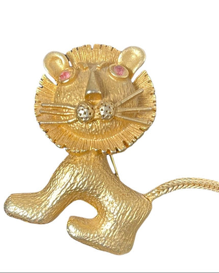 Vintage brushed gold finish leo lion whimsical pink crystal eye brooch