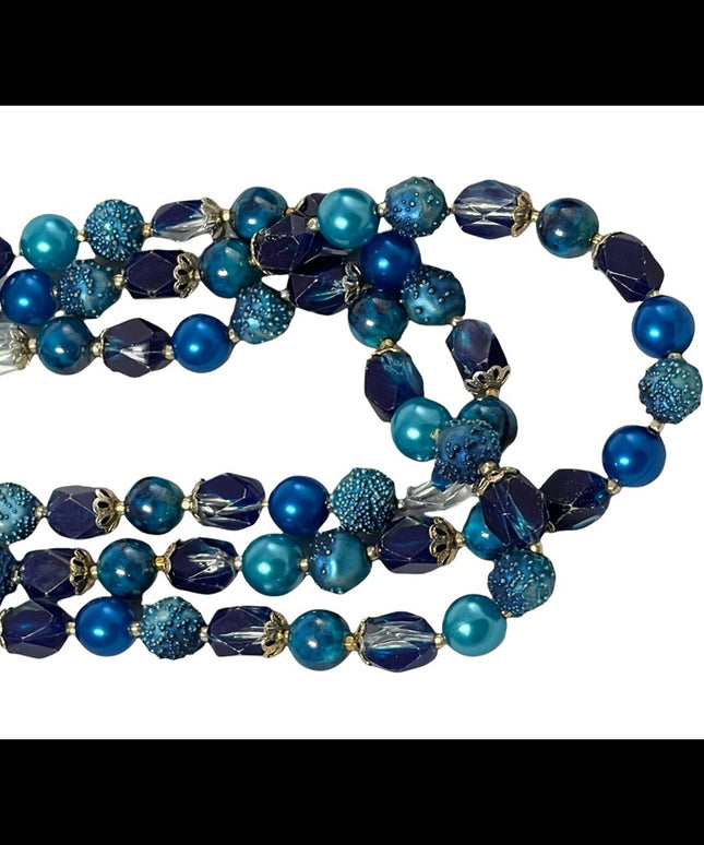 Vintage triple strand blue faux pearl speckle lucite bead necklace