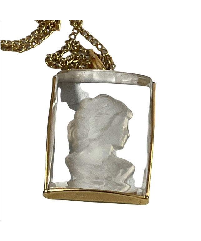 1977 Sarah Coventry Thea Glass Intaglio Cameo Necklace Vintage