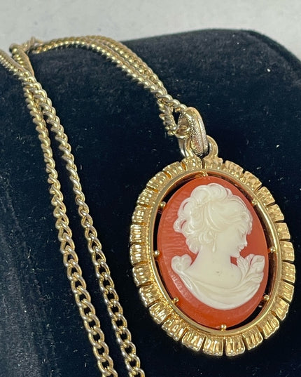 Vintage Large resin Cameo pendant necklace gold finish