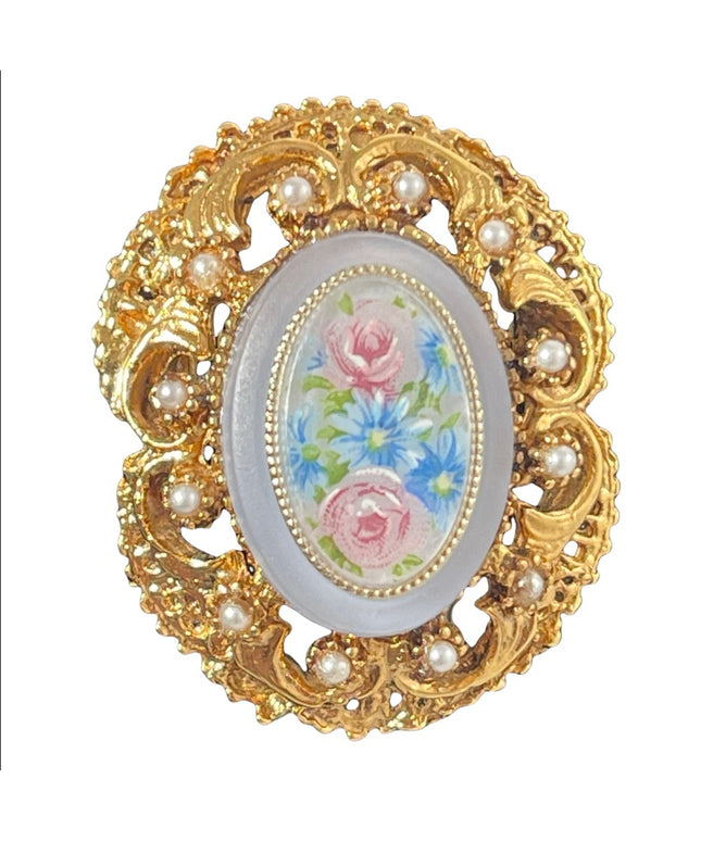 Stunning vintage Gold lucite flower faux pearl cameo brooch