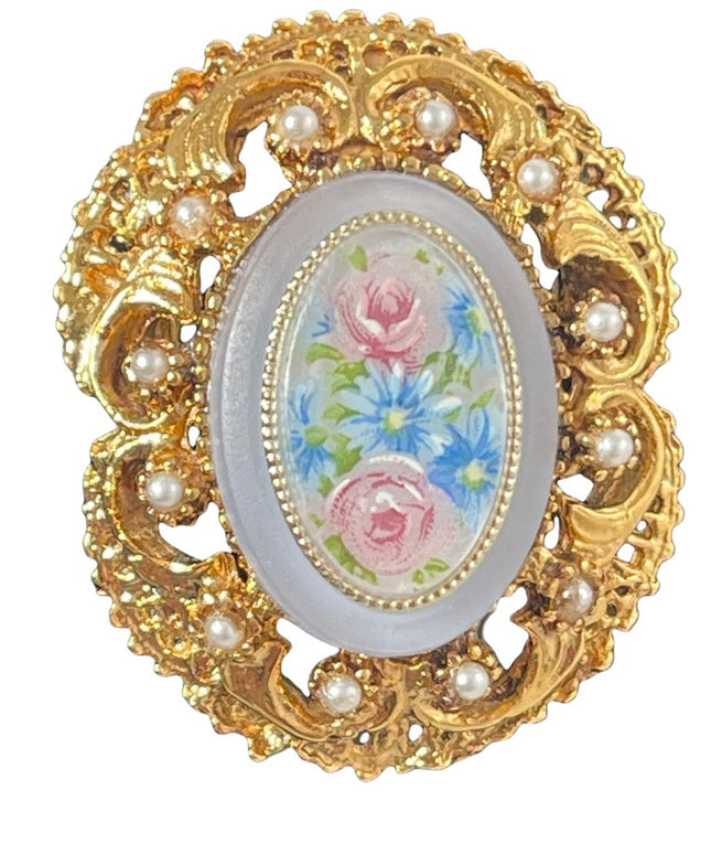 Stunning vintage Gold lucite flower faux pearl cameo brooch